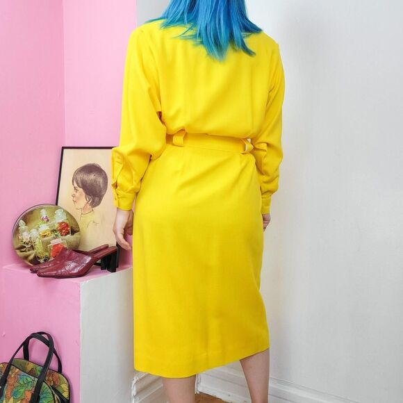 Vintage 80s Bright Yellow Belted Blazer Dress - Picture 3 of 8